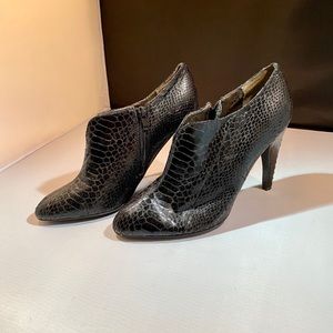 Sam Edelman black booties